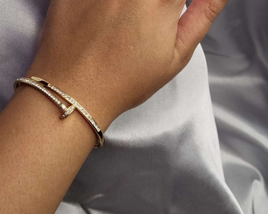 Luxe Nail Cuff - Gold Ion Plated