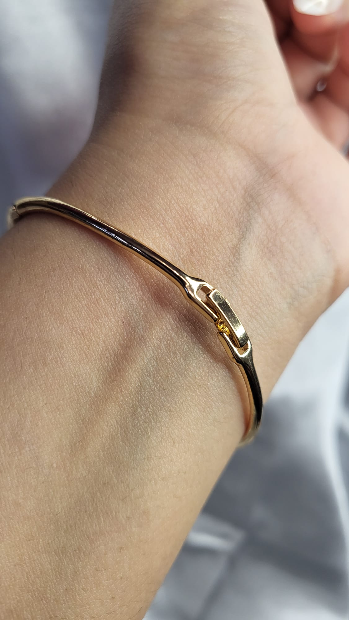 Luxe Nail Cuff - Gold Ion Plated