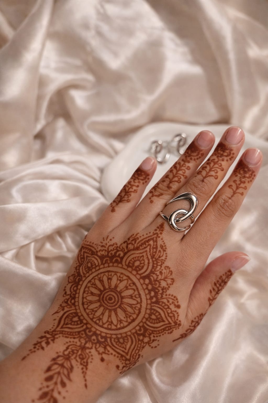 The Sorelle Ring