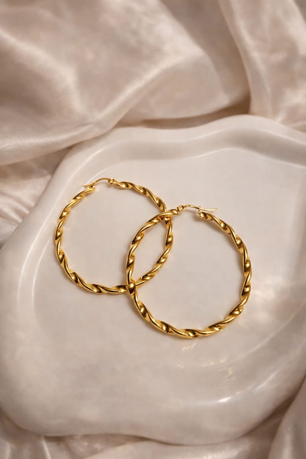 The Zaria Twist Hoops